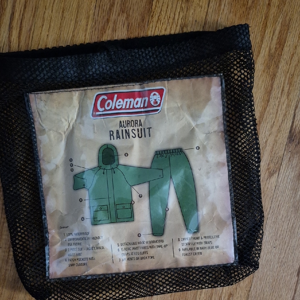 Coleman Green Aurora Rain Gear Set